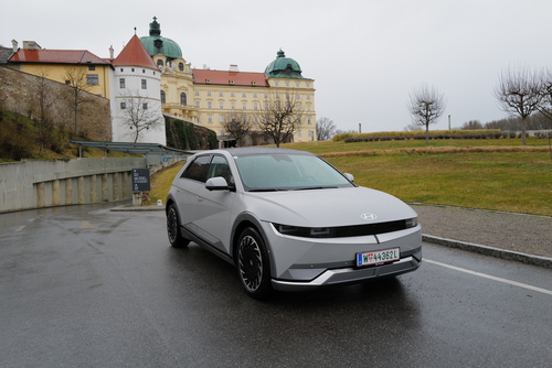 Int. Tag der Batterie