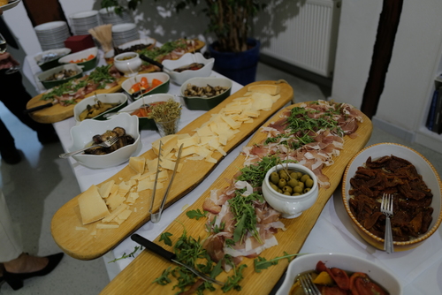 In Bad Dürkheim wird die Deutsche Weinstraße feierlich eröffnet (1935)