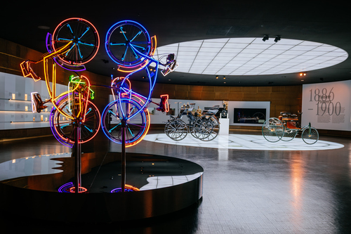 Sonderausstellung „Moving in Stereo“