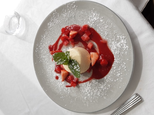 Helmut Marko wird geboren (1943)