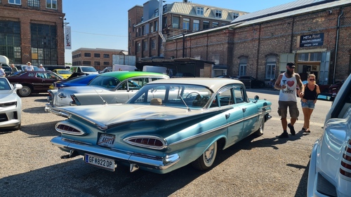 Die Raumsonde Viking 1 der NASA startet auf den Weg zum Mars (1975)