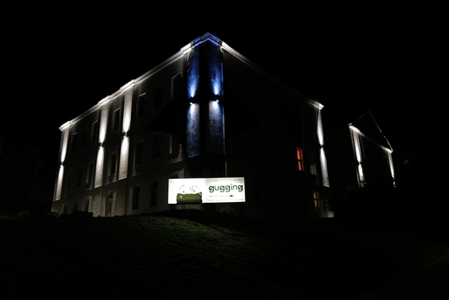 Der Flugplatz in Salzburg wird offiziell eröffnet (1926)