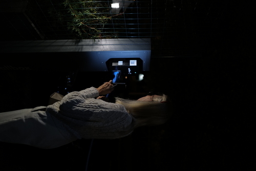 Die erste Ausgabe der Jugendzeitschrift BRAVO erscheint (1956)