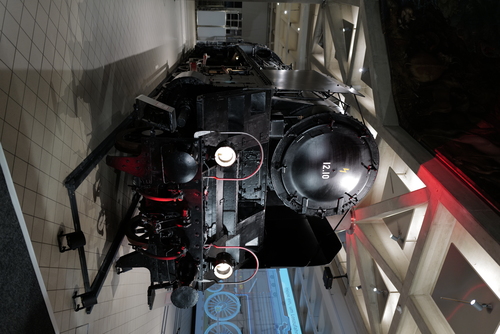 Der erste Salzburger Dom wird von Abtbischof Virgil eingeweiht (774)