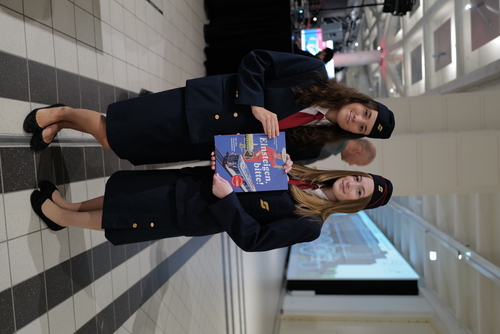 Der erste Salzburger Dom wird von Abtbischof Virgil eingeweiht (774)