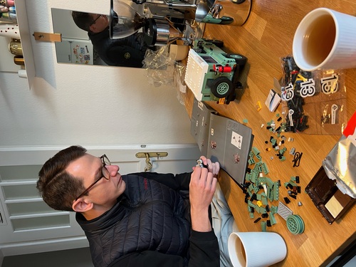 Der französische Automobildesigner Paul Bracq wird in Bordeaux geboren (1933)