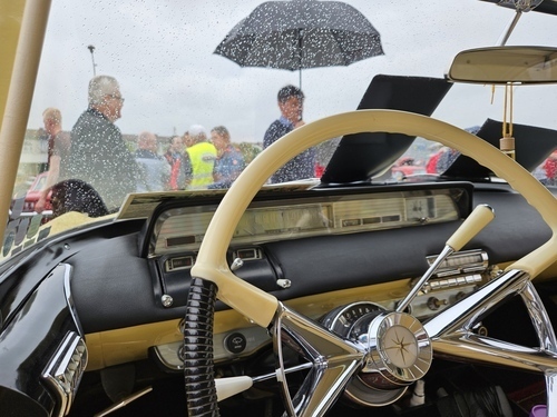 In Le Mans beginnt das erste 24-Stunden-Rennen (1923) In Le Mans beginnt das erste 24-Stunden-Rennen (1923)