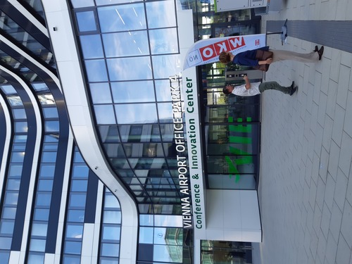 László József Bíró erhält ein US-Patent auf den von ihm entwickelten Kugelschreiber (1943)