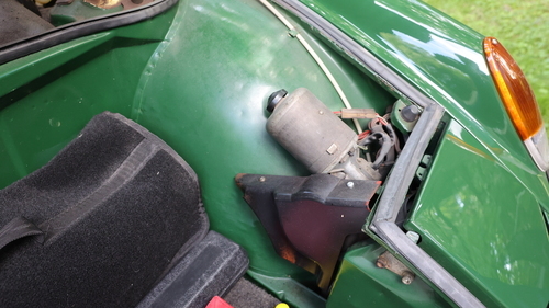 Der argentinischer Automobilrennfahrer Juan Manuel Fangio wird in Balcarce geboren (1911)