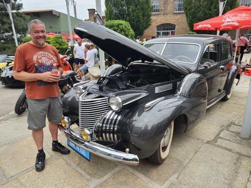 In London wird die Tower Bridge für den Verkehr freigegeben (1894)