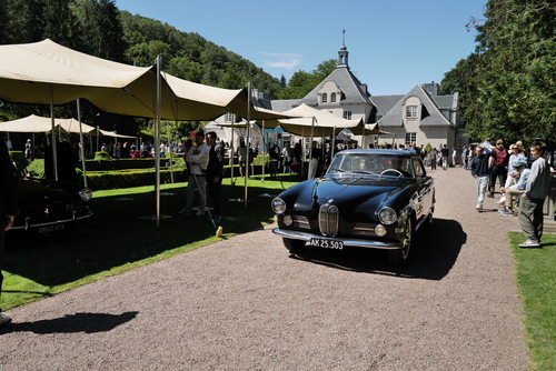 Venezuela erklärt als erstes südamerikanisches Land seine Unabhängigkeit von Spanien (1811)