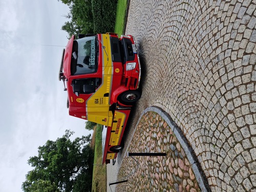 Der Motorenkonstrukteur Karl Maybach, der Sohn Wilhelm Maybachs, wird in Deutz geboren (1879)