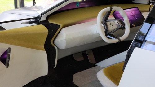 Der Motorenkonstrukteur Karl Maybach, der Sohn Wilhelm Maybachs, wird in Deutz geboren (1879)