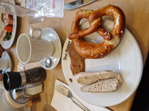 Der französische General und Staatsmann Charles de Gaulle wird in Lille geboren (1890)