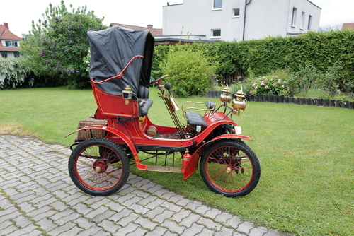 Der US-Amerikaner Robert Francis Prevost wird als Leo XIV. zum Papst gewählt