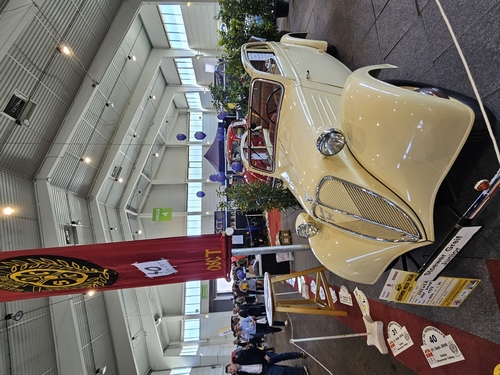 August Horch gründet die nach ihm benannten Motorenwagenwerke in Zwickau (1904)