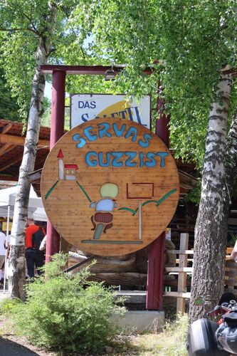 Der Schriftsteller und Flieger Antoine de Saint-Exupéry wird geboren (1900)