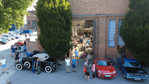 Prinz Scipione Borghese und Ettore Guizzardi gewinnen das 10.000-Meilen-Rennen Peking-Paris (1907)