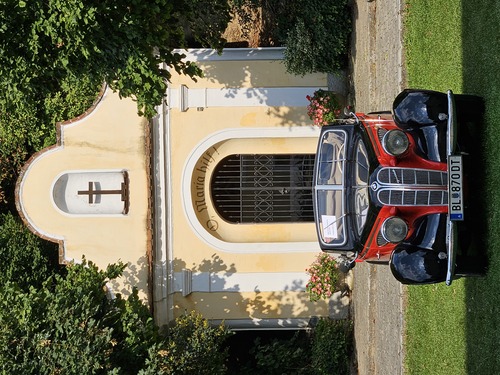 Prinz Scipione Borghese und Ettore Guizzardi gewinnen das 10.000-Meilen-Rennen Peking-Paris (1907)