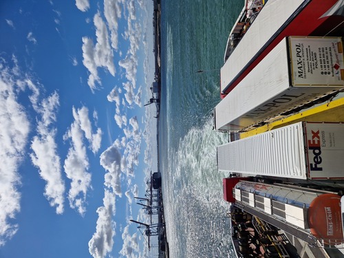 Die Wiener Reichsbrücke wird unter dem Namen Kronprinz-Rudolf-Brücke eingeweiht (1876)