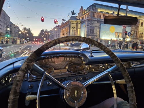 Das erste Gaisbergrennen bei Salzburg findet statt (1929)