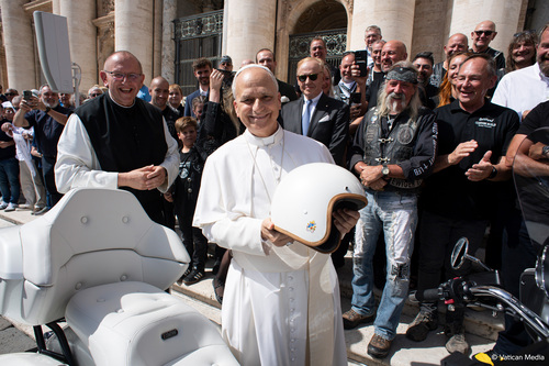 Eine BMW R 18 Transcontinental für Papst Leo XIV.