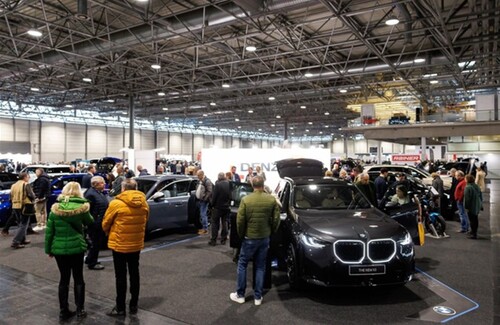 „Erfolgs-Duo“ Ferien-Messe Wien & Vienna Drive schalten 2026 einen Gang höher!