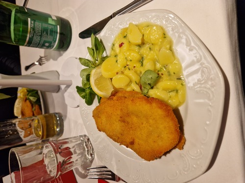 Die letzte Folge von Monty Python's Flying Circus wird auf BBC Two ausgestrahlt (1974)