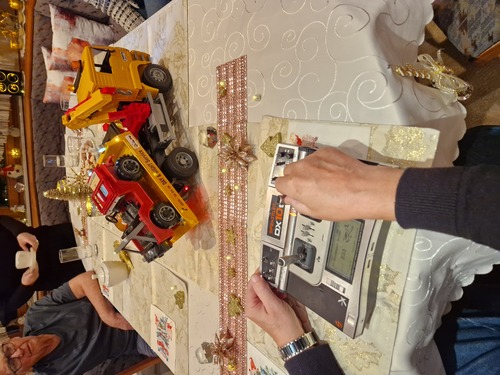 Der Automobildesigner Harm Lagaay wird in Den Haag, Niederlande geboren (1946)