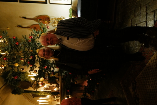 Charles Dickens veröffentlicht den Roman "A Christmas Carol" (1843)