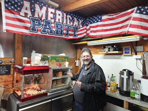 Der österreichische Rennfahrer Karl Wendlinger wird in Kufstein geboren (1968)