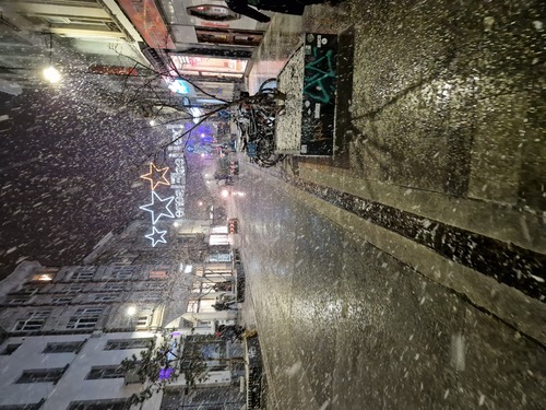 Die Oper "Der Fliegende Holländer" von Richard Wagner wird in Dresden uraufgeführt (1843)