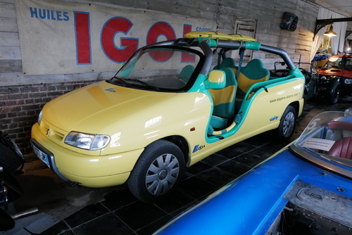 In der "New York Times" wird erstmals der Begriff "Automobile" verwendet (1899)