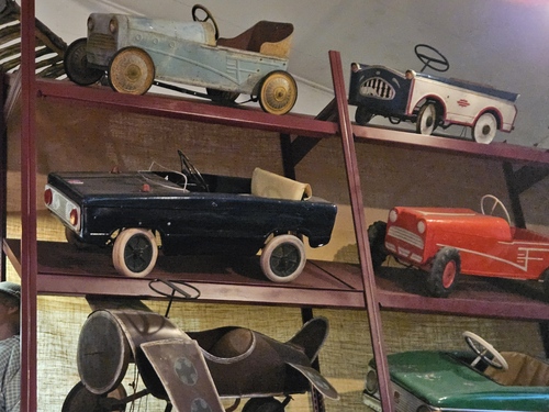 Der Designer Alex Tremulis wird geboren (1914)