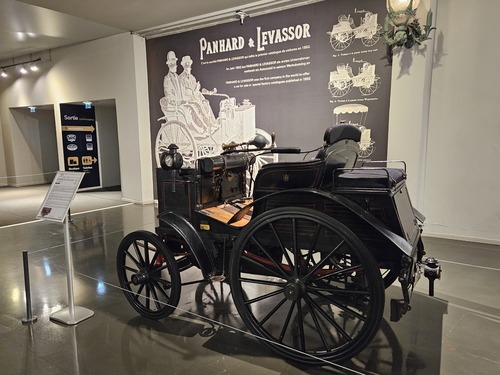 Wolfgang Amadeus Mozart wird in Salzburg geboren (1756)