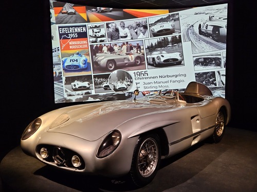 Wolfgang Amadeus Mozart wird in Salzburg geboren (1756)