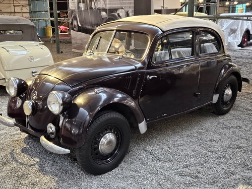 Wolfgang Amadeus Mozart wird in Salzburg geboren (1756)