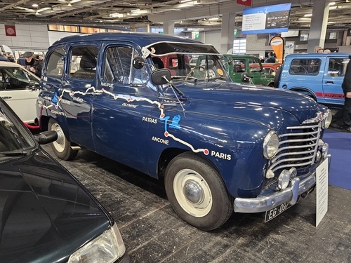 Der österreichische Filmpionier und Renfahrer Sascha Graf Kolowrat wird geboren (1886)