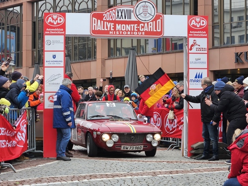 Isaac Briggs und William Longstreet lassen sich das erste Dampfschiff patentieren (1788)