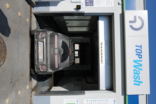 Die Rennfahrer-Zwillinge Mario und Aldo Andretti werden geboren (1940)