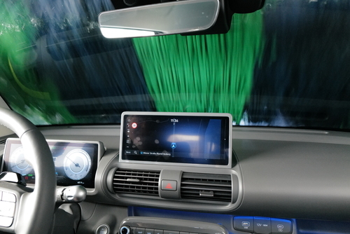 Die Rennfahrer-Zwillinge Mario und Aldo Andretti werden geboren (1940)