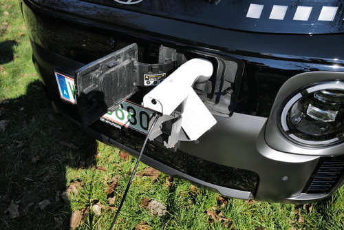 Die Rennfahrer-Zwillinge Mario und Aldo Andretti werden geboren (1940)