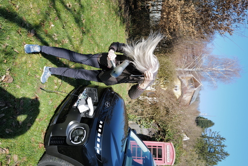 Die Rennfahrer-Zwillinge Mario und Aldo Andretti werden geboren (1940)