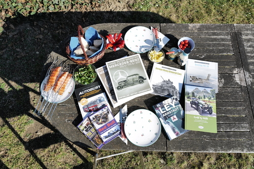 Die Rennfahrer-Zwillinge Mario und Aldo Andretti werden geboren (1940)