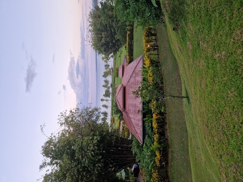 Der erste Ford Mustang rollt vom Fließband (1964)