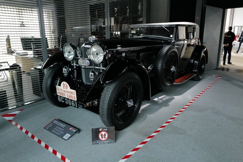 Premiere des Films "Tarzan" mit Johnny Weissmüller (1932)