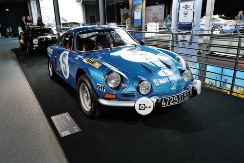 Premiere des Films "Tarzan" mit Johnny Weissmüller (1932)