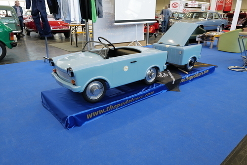 Die längste Seilbahn Österreichs, die Kitzsteinhornbahn, wird eröffnet (1967)