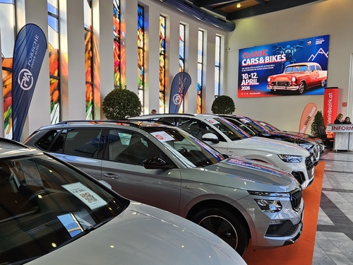 Mike Hawthorn, der erste englische Formel 1 Weltmeister, wird geboren (1929)