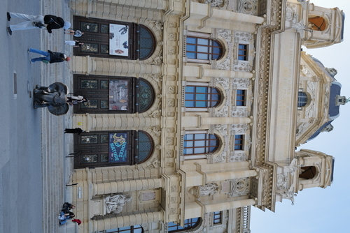 Kaiser Franz Joseph I. gründet mit seiner Unterschrift das Naturhistorische Museum Wien (1876)